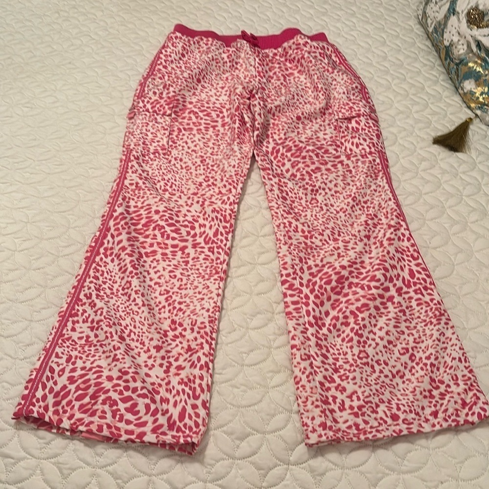 The Children’s Place Athletic Dept Authentic Sportswear Pink Chetah Winter Pants